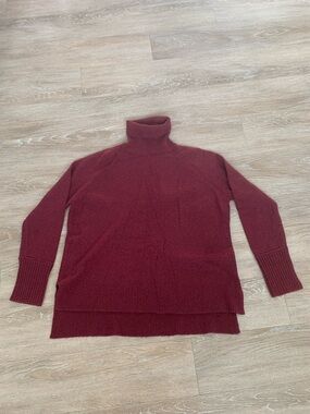 J. Crew Sweater Large Wool Cashmere Wine Turtleneck Size M